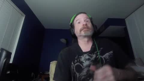 Snapshot of justmetool chatting on January 6, 2025, 10:35 am Tool online show from January 6, 2025, 10:35 am