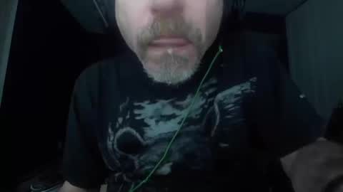 Snapshot of justmetool chatting on October 14, 2025, 7:53 am Tool online show from October 14, 2025, 7:53 am