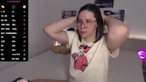 Julie online show from April 7, 2026, 4:02 am