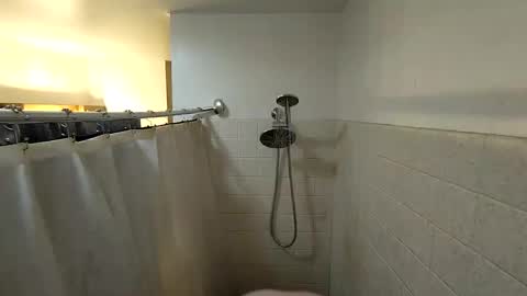 justsetfree online show from February 20, 2026, 9:43 am