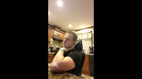 justus0624 online show from April 6, 2026, 1:58 am