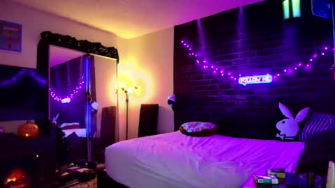 Snapshot of justwannalookgood4ya chatting on December 9, 2024, 6:34 am Eetantungfuk Mias online show from December 9, 2024, 6:34 am