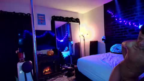 Snapshot of justwannalookgood4ya chatting on December 9, 2024, 6:46 pm Eetantungfuk Mias online show from December 9, 2024, 6:46 pm