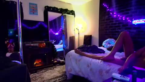 Snapshot of justwannalookgood4ya chatting on December 10, 2024, 1:00 pm Eetantungfuk Mias online show from December 10, 2024, 1:00 pm