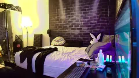 Snapshot of justwannalookgood4ya chatting on December 12, 2024, 6:57 am Eetantungfuk Mias online show from December 12, 2024, 6:57 am