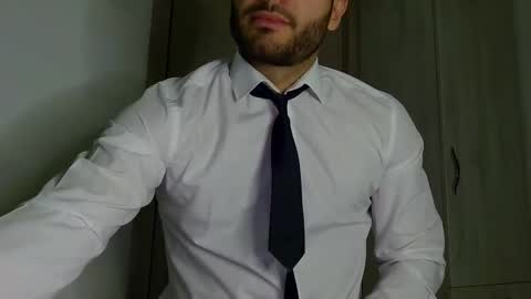 Snapshot of justynxxx1 chatting on November 17, 2025, 11:10 pm Justin online show from November 17, 2025, 11:10 pm