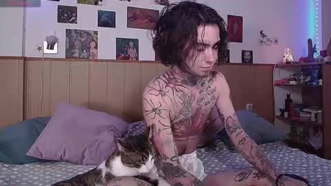 Juuzou hehim u can call me Juz online show from November 1, 2025, 1:46 pm