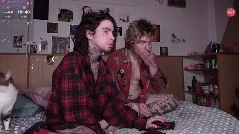 Juuzou hehim u can call me Juz online show from November 8, 2025, 11:21 am