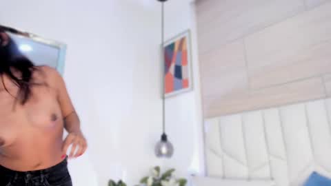 ees 3 online show from February 26, 2025, 1:53 am