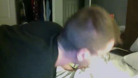 J and Sugar snap pea online show from April 26, 2026, 8:45 am