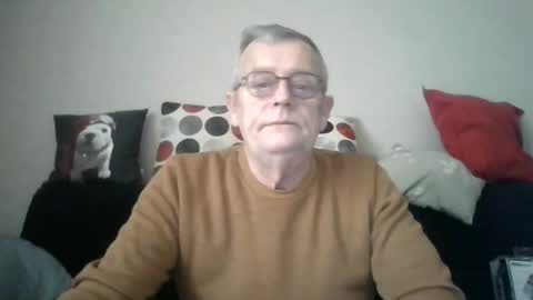 Snapshot of jyarthur01750 chatting on December 20, 2024, 10:05 am Arthur01750 online show from December 20, 2024, 10:05 am