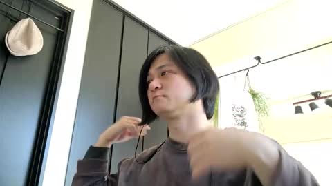 KI e697a5e69cac online show from March 19, 2026, 4:38 am