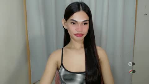 Snapshot of kaamy_dake chatting on January 13, 2025, 1:17 pm KAAMY online show from January 13, 2025, 1:17 pm