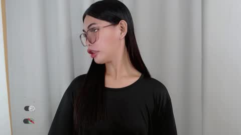 Snapshot of kaamy_dake chatting on October 20, 2025, 3:23 pm KAAMY online show from October 20, 2025, 3:23 pm