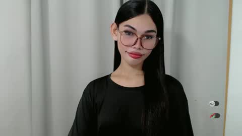 Snapshot of kaamy_dake chatting on November 2, 2025, 1:46 pm KAAMY online show from November 2, 2025, 1:46 pm