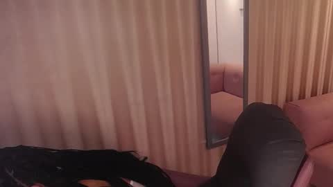 Kat online show from February 4, 2026, 4:29 am