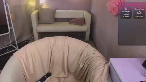 Snapshot of kacey_love chatting on July 14, 2026, 10:21 am Kacey online show from July 14, 2026, 10:21 am