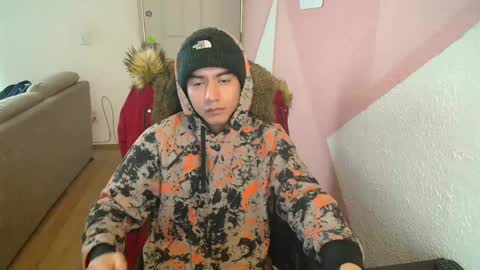 kael_art_d online show from December 1, 2024, 8:20 pm