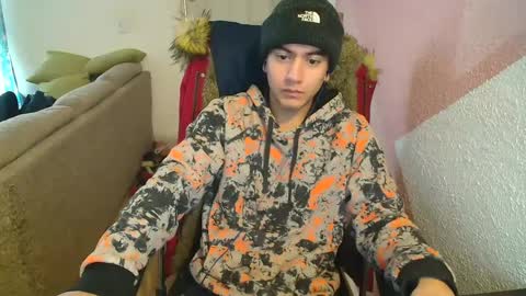 kael_art_d online show from December 6, 2024, 4:06 pm