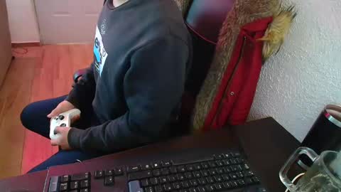 kael_art_d online show from December 11, 2024, 6:52 pm