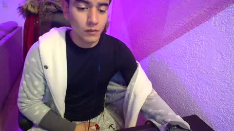 kael_art_d online show from December 14, 2024, 8:23 am