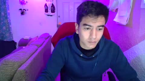 kael_art_d online show from December 21, 2024, 12:38 pm