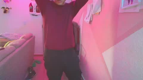 kael_art_d online show from December 24, 2024, 10:39 pm