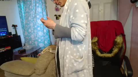 kael_art_d online show from March 7, 2025, 12:37 am