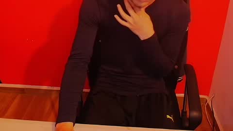 kael_art_d online show from September 17, 2025, 8:21 pm