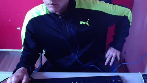 kael_art_d online show from October 30, 2025, 7:14 pm