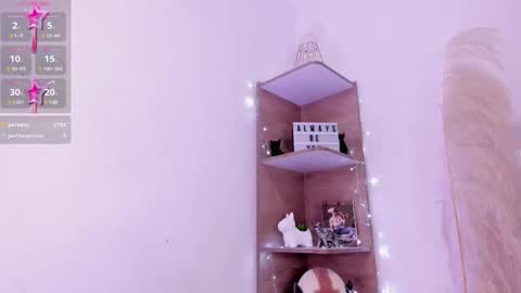 Kaela online show from December 13, 2024, 4:16 pm