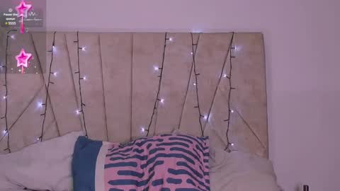 Kaela online show from December 30, 2024, 1:25 pm