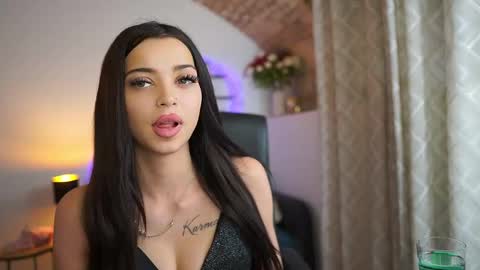 kaelia scorch online show from November 16, 2025, 2:44 pm