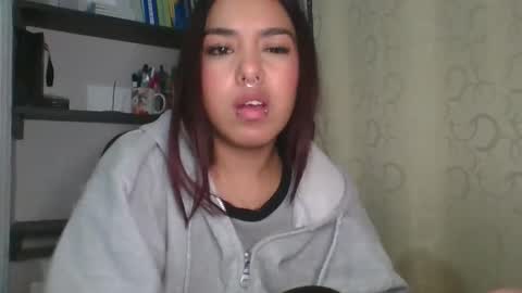 KAHELIINDEPENDENT MODEL online show from February 16, 2025, 3:58 am