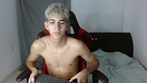 Snapshot of kai_lord_ chatting on December 30, 2024, 5:04 am Kai online show from December 30, 2024, 5:04 am