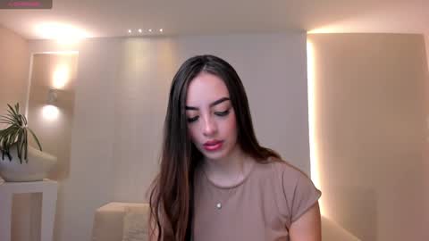 Kaia Ferreira online show from December 31, 2024, 12:15 pm