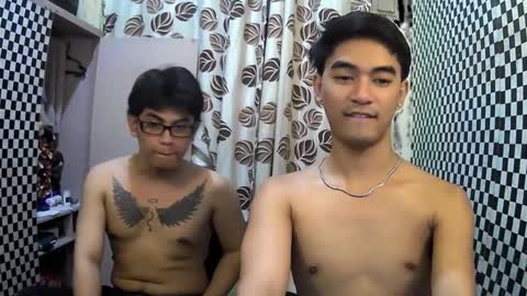 Snapshot of kaiknox chatting on January 4, 2025, 11:43 am Kai online show from January 4, 2025, 11:43 am