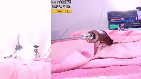 kaila Miller online show from January 9, 2025, 5:33 pm