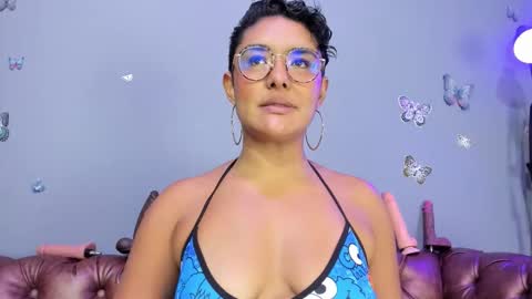 kaira_mosse_ online show from October 16, 2025, 1:45 pm