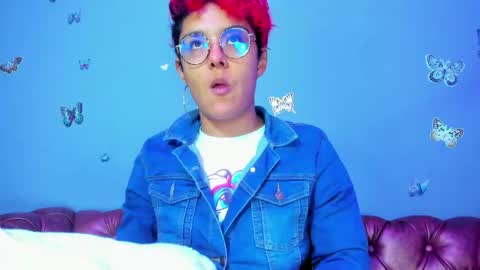 kaira_mosse_ online show from May 19, 2026, 11:38 am