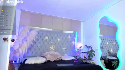 Snapshot of kaitlyn__brown chatting on October 1, 2025, 5:46 am Kaitlyn Brown online show from October 1, 2025, 5:46 am