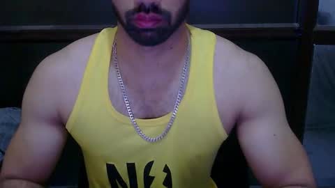 Vicky online show from October 4, 2025, 4:10 am