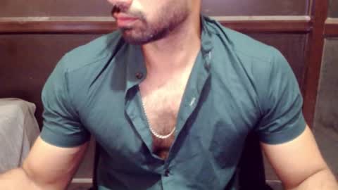 Vicky online show from October 17, 2025, 5:59 pm