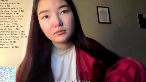Sakura online show from April 26, 2026, 1:09 pm