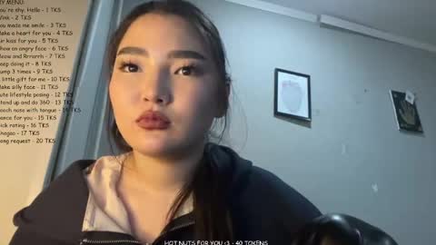 Snapshot of kalalinet chatting on May 12, 2026, 4:04 pm Sakura online show from May 12, 2026, 4:04 pm