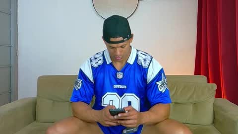 Snapshot of kale_tomson chatting on March 15, 2026, 11:33 pm kale thomson online show from March 15, 2026, 11:33 pm
