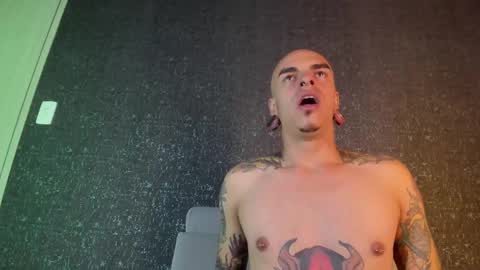 Snapshot of kaletattoos chatting on March 7, 2025, 7:41 am Kale online show from March 7, 2025, 7:41 am