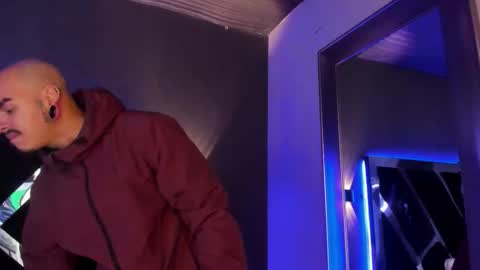 Snapshot of kaletattoos chatting on September 17, 2025, 11:01 am Kale online show from September 17, 2025, 11:01 am