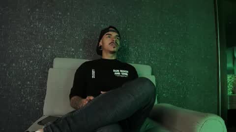 Snapshot of kaletattoos chatting on September 30, 2025, 11:15 am Kale online show from September 30, 2025, 11:15 am