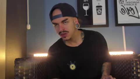 Snapshot of kaletattoos chatting on October 10, 2025, 11:20 am Kale online show from October 10, 2025, 11:20 am